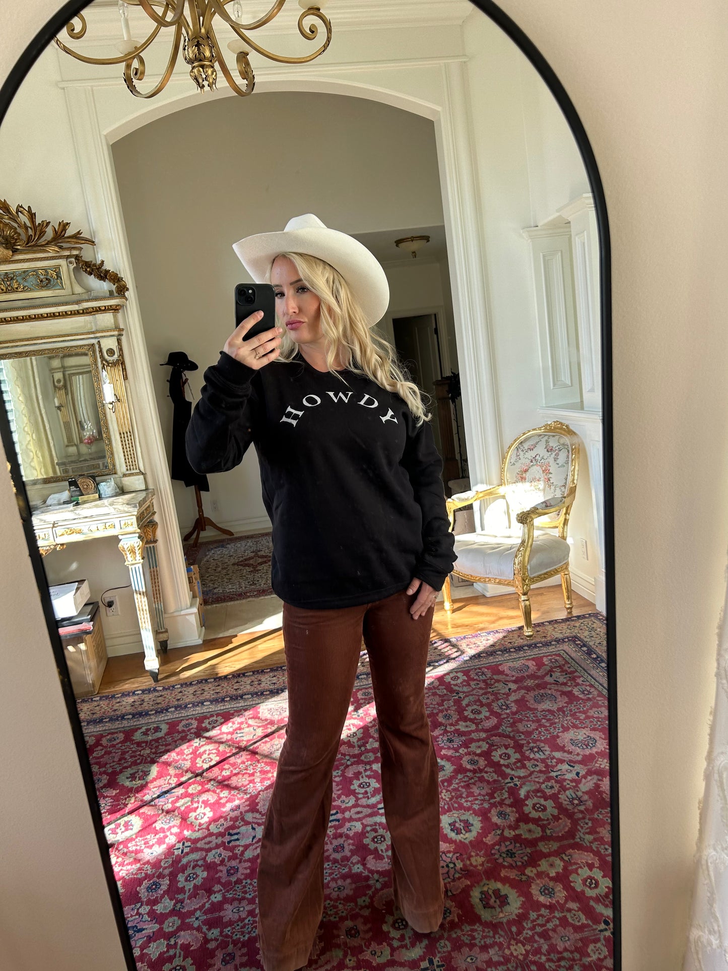 HOWDY Sweatshirt